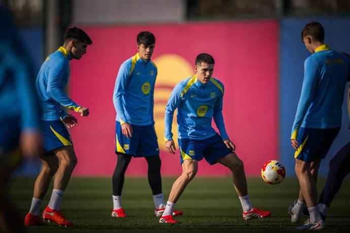 Jugadores del FC Barcelona en un entrenamiento previo al duelo de Copa del Rey contra el Racing