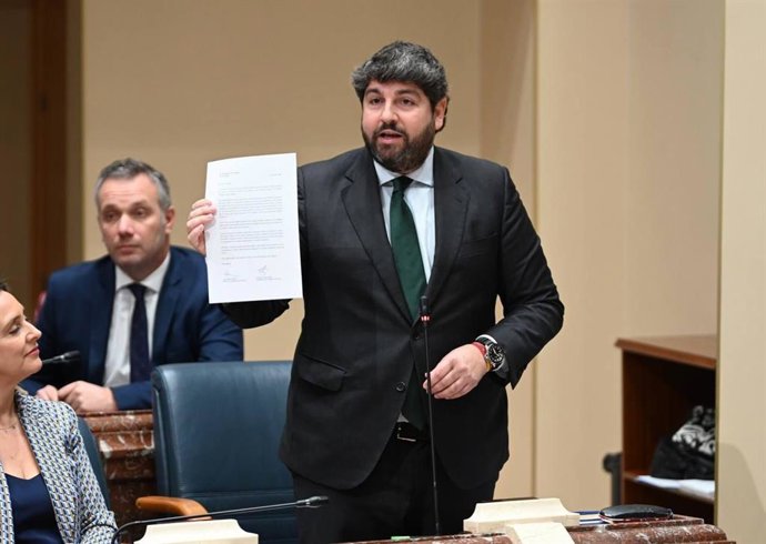El presidente del Gobierno regional, Fernando López Miras, en la sesión de control en la Asamblea Regional