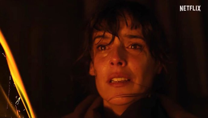 Fuego y angustia en el tráiler de Cortafuego, el nuevo thriller de Netflix que ya tiene fecha de estreno