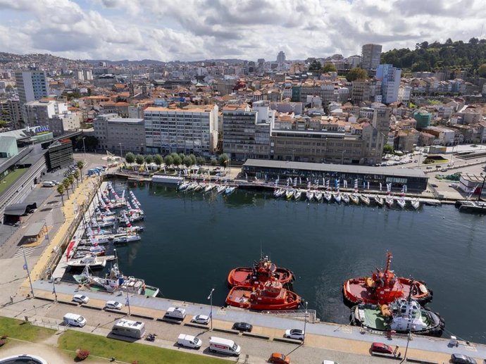 Archivo - Imagen del Puerto de Vigo antes de la salida de etapa en La Solitaire du Figaro Paprec 2025