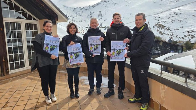 Presentación de la nueva campaña de esquí de Diputación en Sierra Nevada.