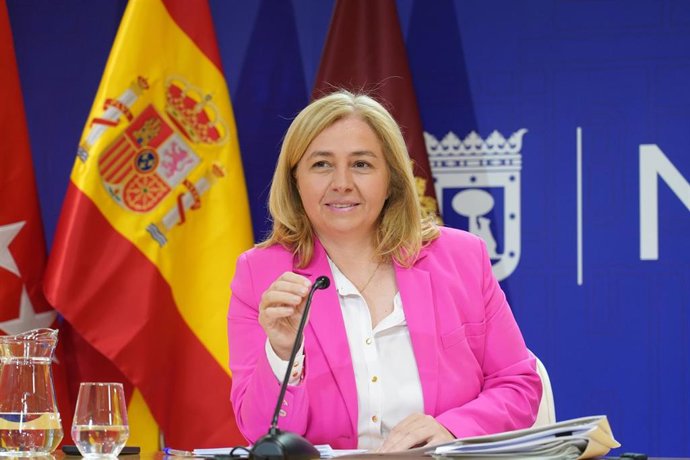 Archivo - La portavoz municipal, Inma Sanz, en la rueda de prensa posterior a la Junta de Gobierno