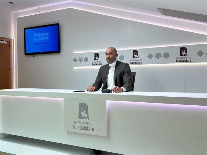 El edil de Deportes de Guadalajara, Armengol Engonga.