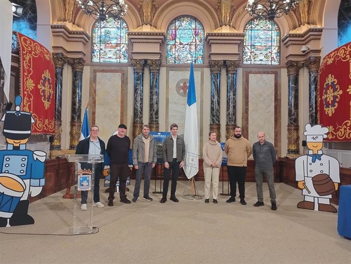 Presentación de la Tamborrada de personas adultas 2026 de San Sebastián.