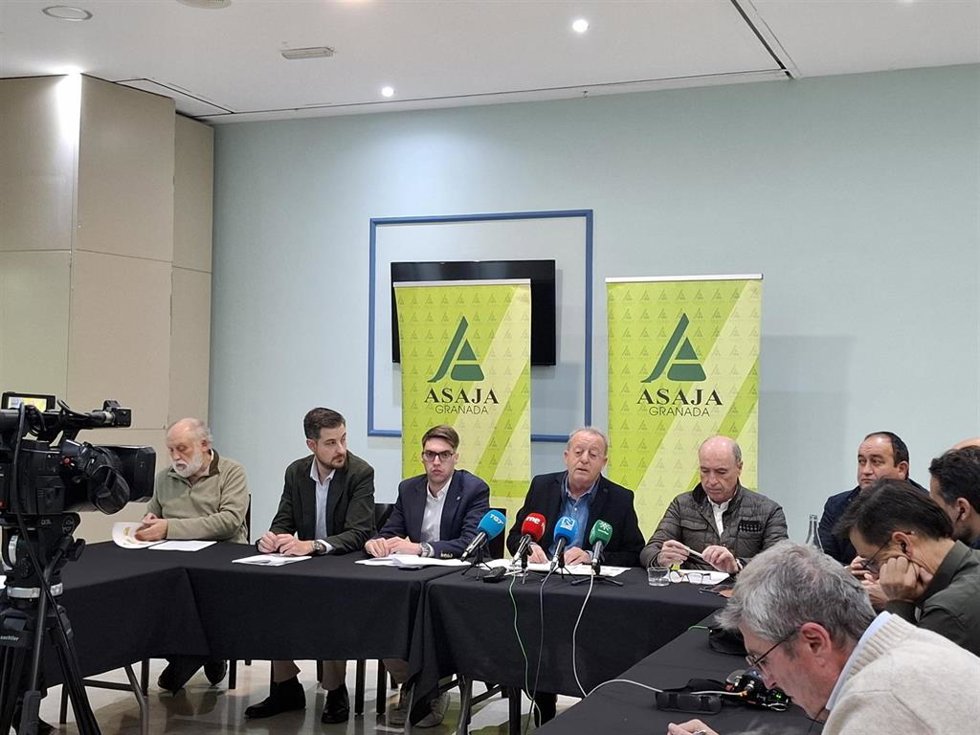 Comparecencia informativa para el balance agrario y ganadero de 2025 por Asaja Granada
