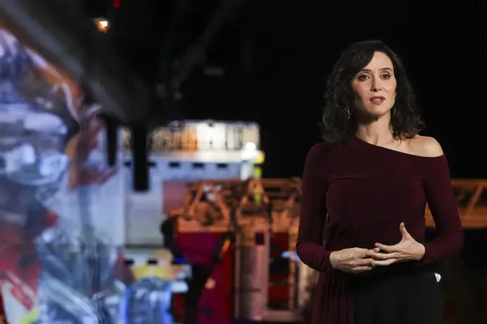 Isabel Díaz Ayuso en su discurso de Fin de Año desde el parque de Bomberos de Alcalá de Henares