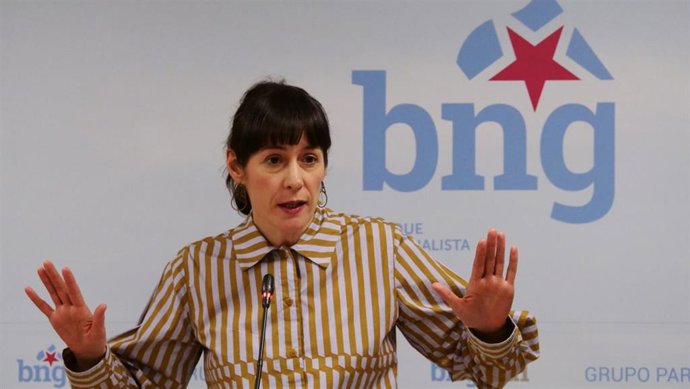 A portavoz nacional do BNG, Ana Pontón, en rolda de prensa na Cámara galega.