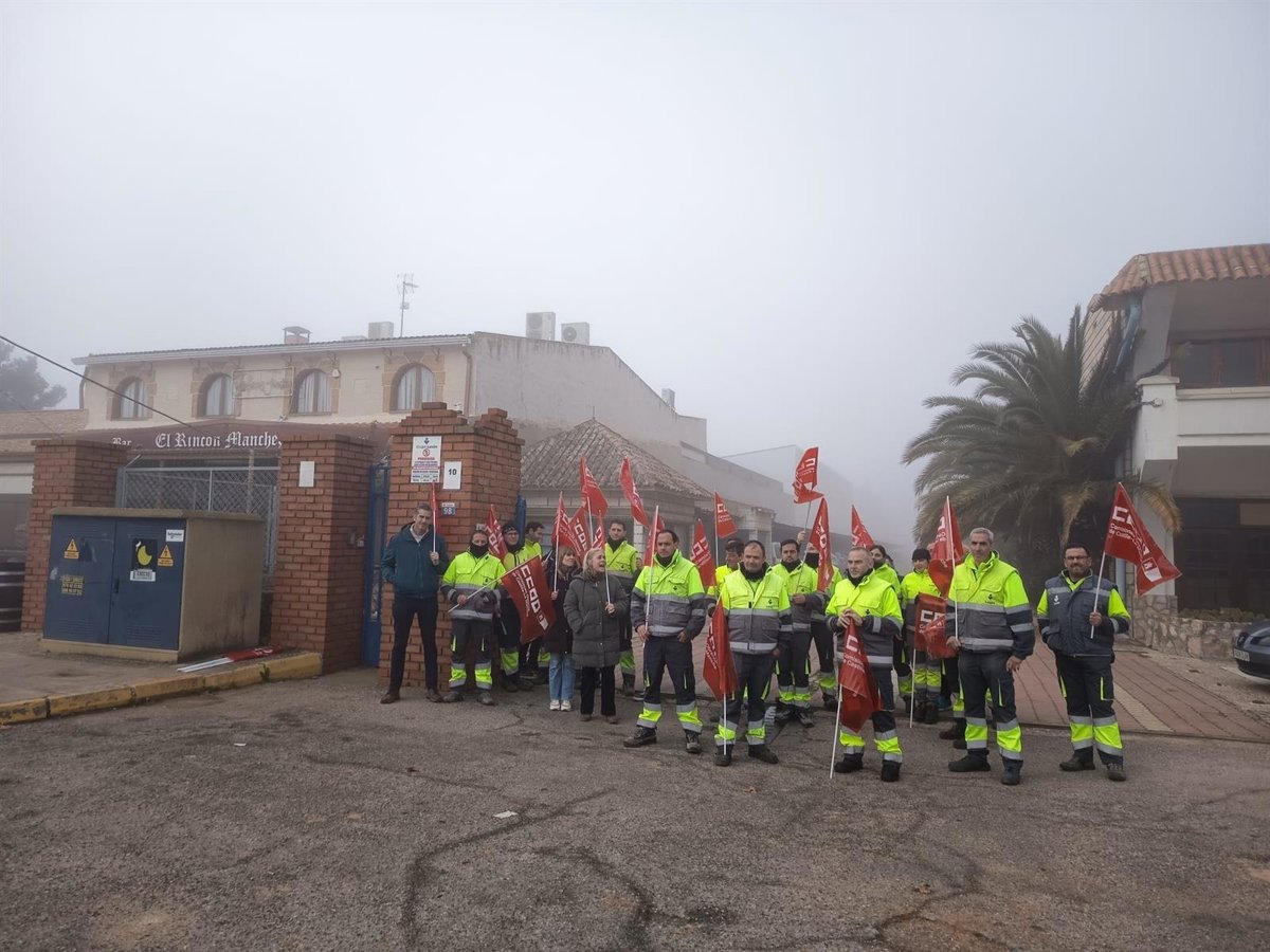 Plantillas de Grupo Losán en Cuenca y Pedro Muñoz reclaman pago de salarios adeudados y una salida digna para la empresa