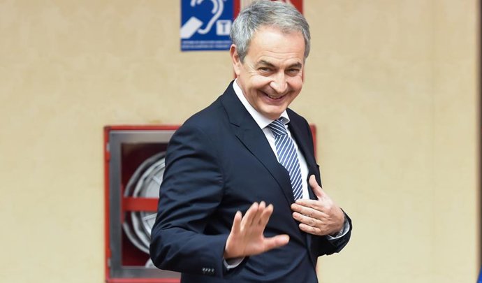 Archivo - El expresidente del Gobierno José Luis Rodríguez Zapatero durante el acto de homenaje a José Enrique Serrano Martínez, a 4 de diciembre de 2025, en Madrid (España). 