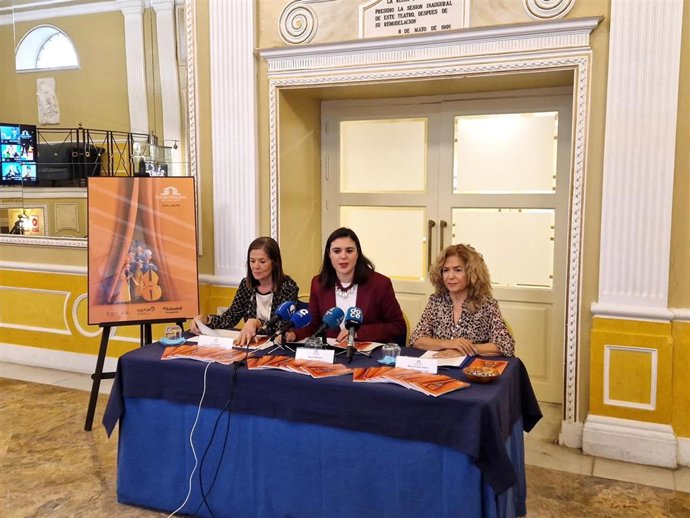 Música, humor y teatro centran las 50 propuestas del Principal de Alicante hasta junio