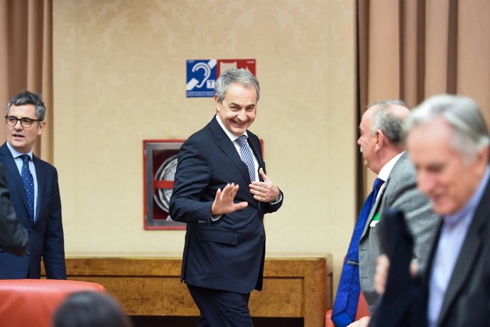 Archivo - El expresidente del Gobierno José Luis Rodríguez Zapatero durante el acto de homenaje a José Enrique Serrano Martínez, a 4 de diciembre de 2025, en Madrid (España). 