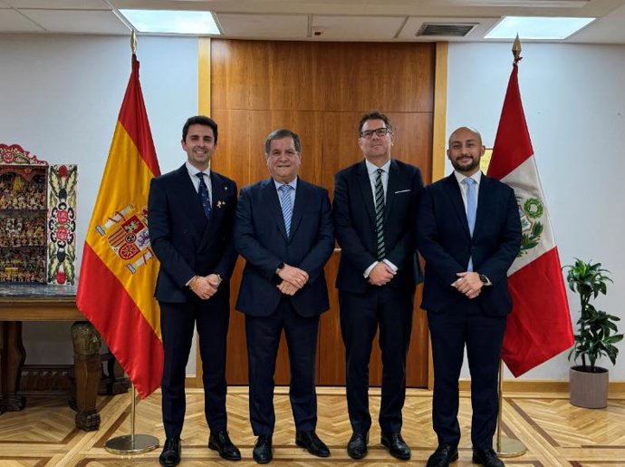 Formato Educativo y la Embajada del Perú en España impulsan un programa exclusivo de descuentos para ciudadanos peruanos residentes en España.