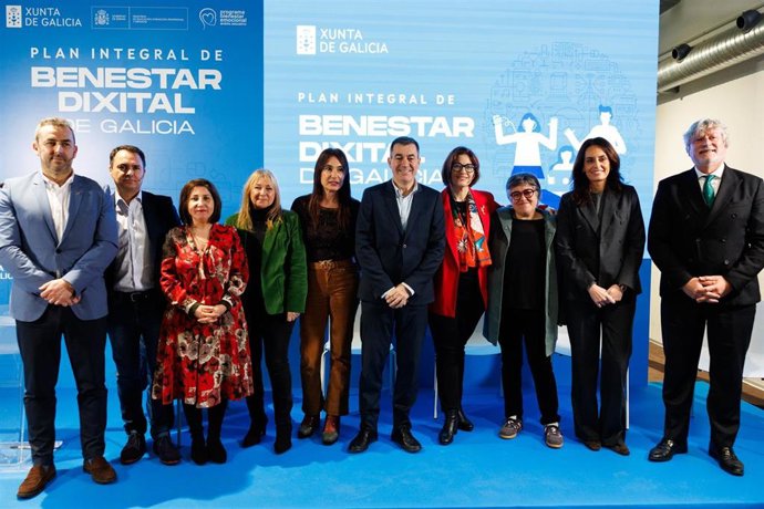 El conselleiro de Educación, Ciencia, Universidades y FP, Román Rodríguez, en la presentación del nuevo plan de bienestar digital