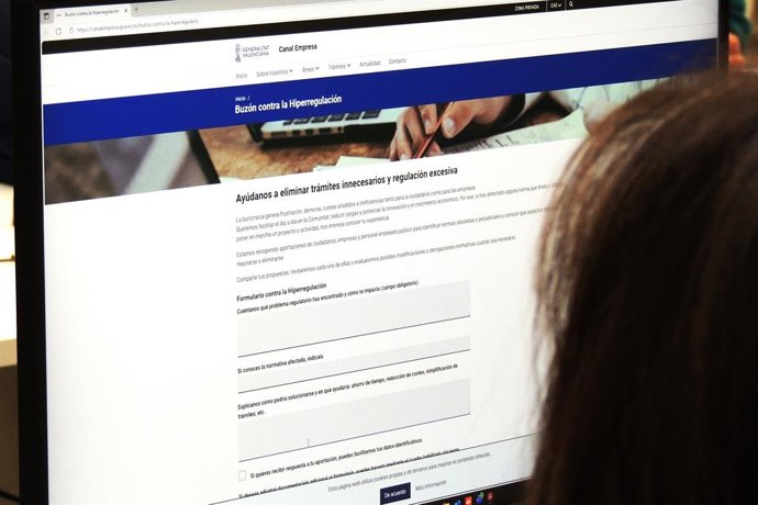 La Generalitat habilita la Bústia contra la hiperegulació per a millorar servicis públics i reduir traves normatives