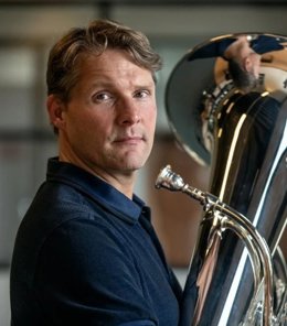 El tubista Perry Hoogendijck ofrecerá en el Conservatorio Superior clases magistrales en el programa Excellentia.