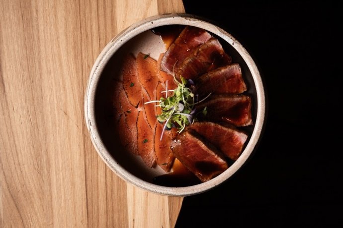 Nobu Marbella y Casa Suntory lanzan experiencia gastronómica que fusiona el wagyu japonés con el whisky alta gama