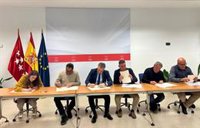 Madrid firma un pacto con agricultores y ganaderos para "defender el sector" tras el pacto UE-Mercosur