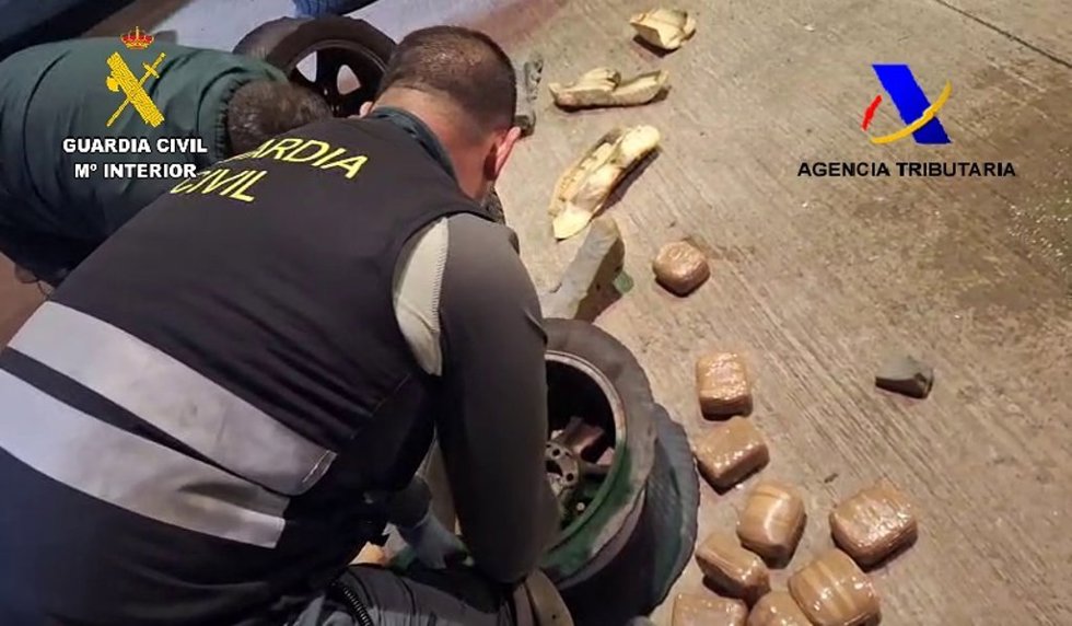 Material incautado en la operación.