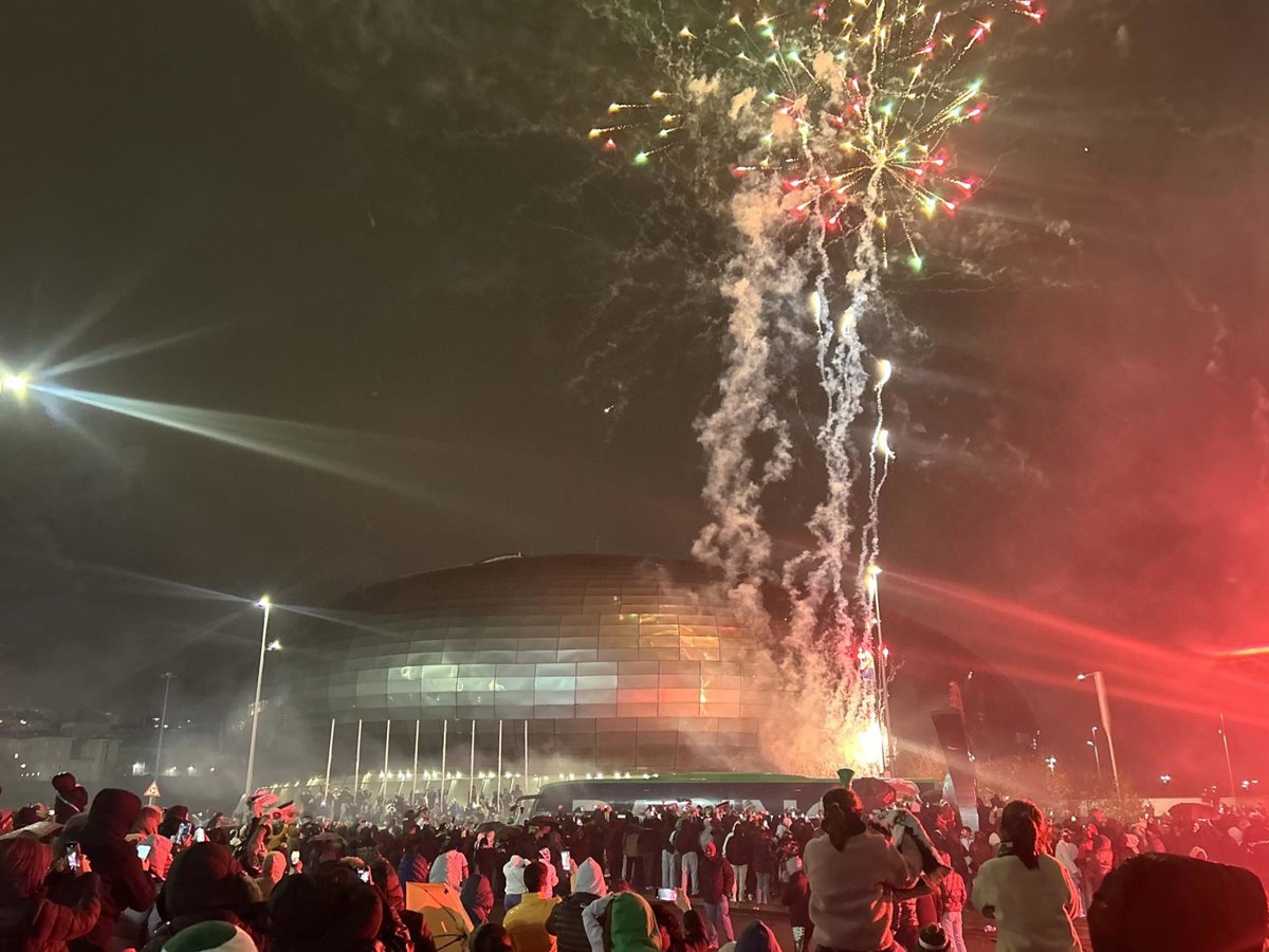 Santander se tiñe de verdiblanco para recibir al Barça 14 años después:  Sí se puede 