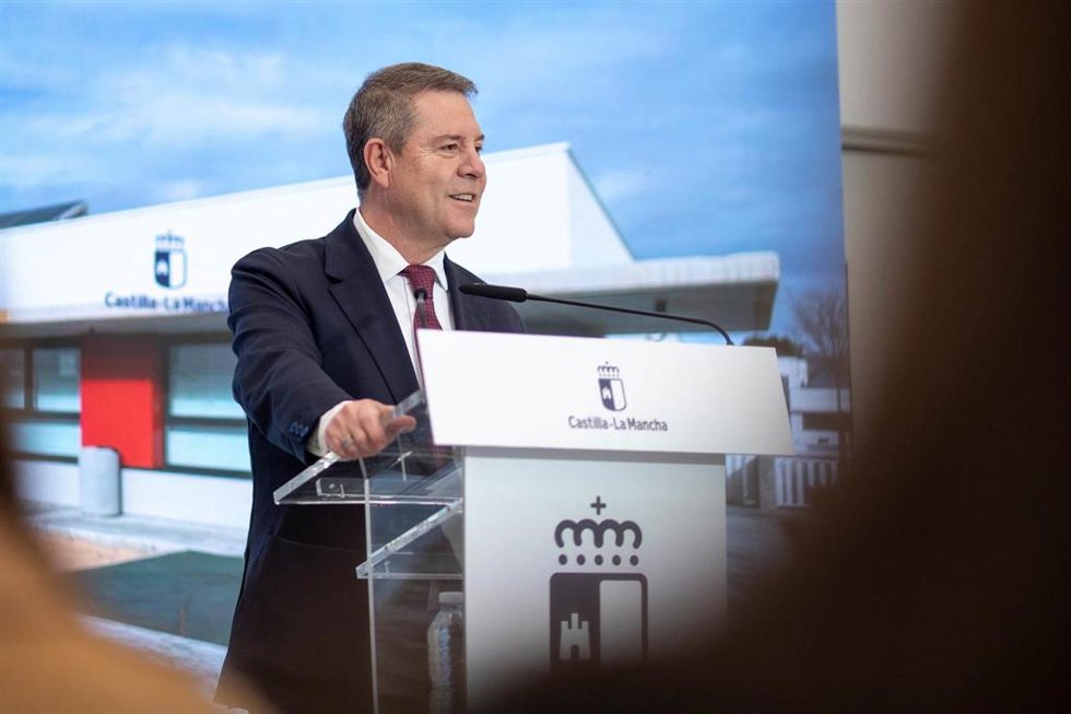 El presidente de Castilla-La Mancha, Emiliano García-Page, inaugura en la ciudad de Albacete, la primera fase del Colegio de Educación Infantil y Primaria N 34.