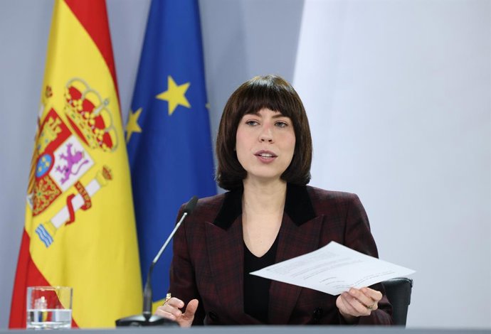 Archivo - La ministra de Ciencia, Innovación y Universidades, Diana Morant, durante una rueda de prensa posterior  a la reunión del Consejo de Ministros, en el Palacio de la Moncloa, a 16 de diciembre de 2025, en Madrid (España). El Consejo de Ministros h