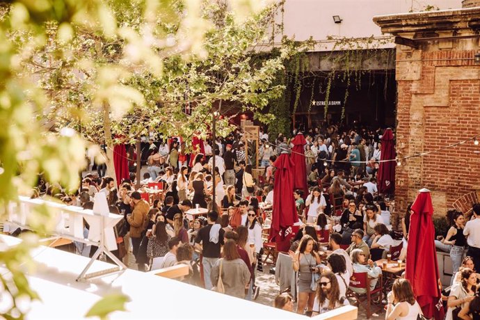 Celebración de Sant Jordi en la Antigua Fábrica Estrella Damm.