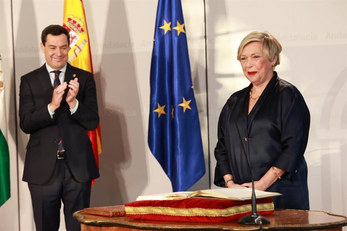 El presidente de la Junta de Andalucía, Juanma Moreno, preside en San Telmo el acto de toma de posesión de Carmen Vargas como nueva rectora de la Universidad de Sevilla (US). A 08 de enero de 2026. (Foto de archivo).
