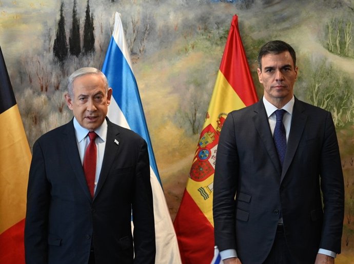 Benjamin Netanyahu  y Pedro Sánchez