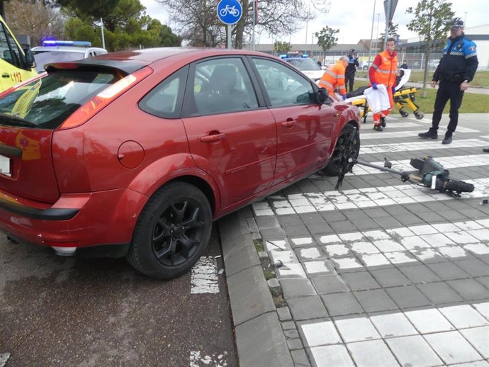 Investigado un conductor tras atropellar a un usuario que circulaba en patinete eléctrico en Palencia