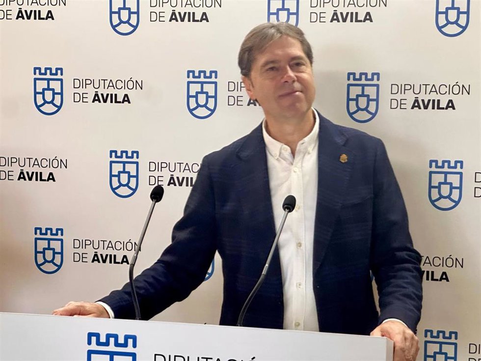 Armando García durante la presentación de la participación en Fitur 2026.