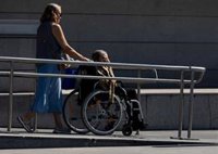 Gerentes de Servicios Sociales elevan a 258.167 los dependientes en lista de espera y acusan de "cruel" al Gobierno