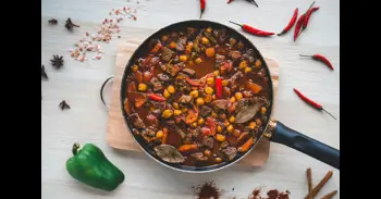 Para que un guiso de carne quede perfecto, añade siempre una taza de esto al caldo