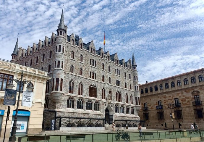 Museo Casa Botines Gaudí, uno de los principales atractivos turísticos que Turisleón promocionará en Fitur con motivo de la celebración del Año Gaudí al cumplirse el centenario del fallecimiento del arquitecto.