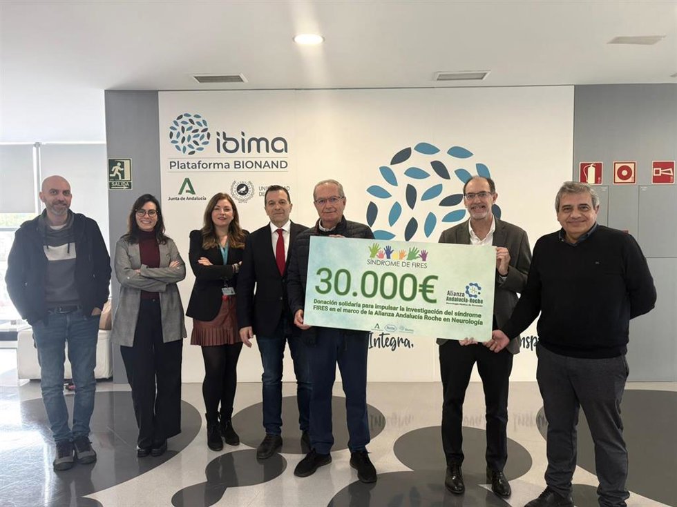 Asociación de Afectados por el Síndrome de Fires dona 30.000 euros para investigación en neurología de precisión