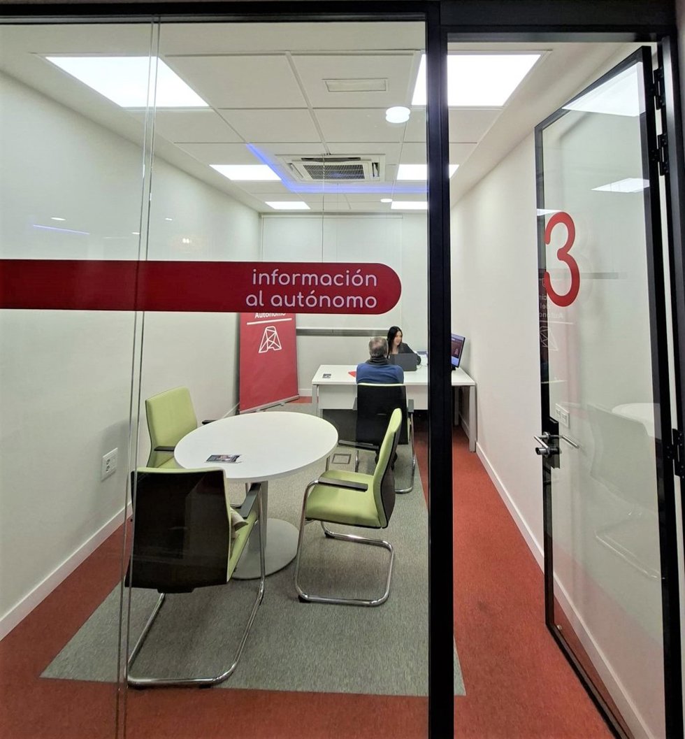 Una Oficina del Autónomo en la Región de Murcia