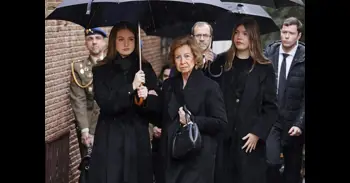 Los Reyes y sus hijas arropan a la Reina Sofía en el responso por su hermana Irene de Grecia en Madrid