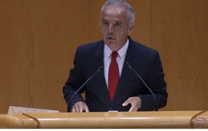 Archivo - Imagen de archivo del senador del PSOE por Cádiz, Alfonso Moscoso.