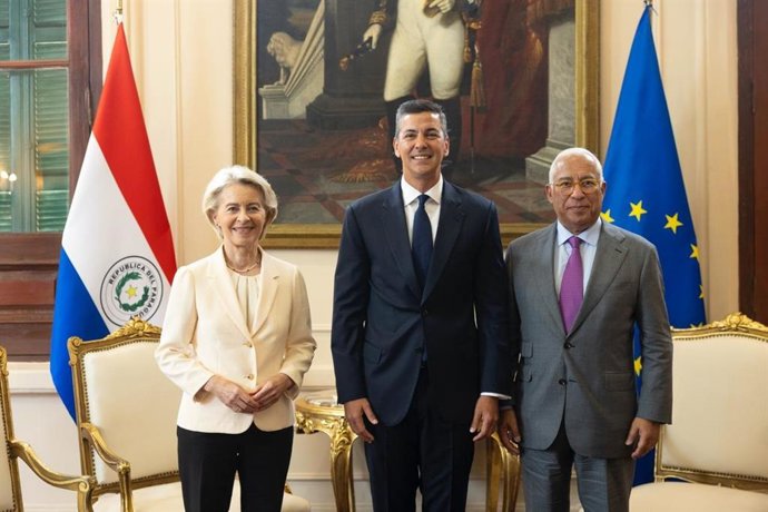 El presidente de Paraguay recibe a Von der Leyen y a Costa en una jornada "histórica" para la UE y Mercosur