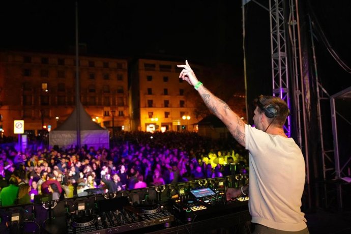 Los 'tardeos' de Sant Sebastià llenan de música la plaza Joan Carles I y la plaza Major de Palma