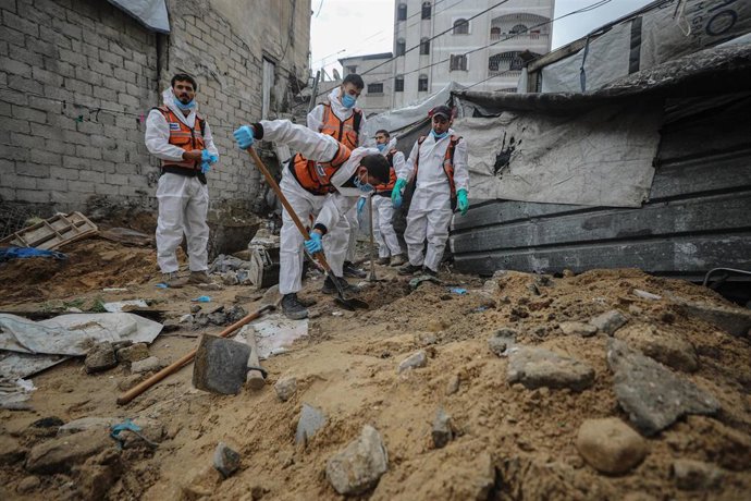 Imagenes de grupos de la Defensa Civil de Gaza 