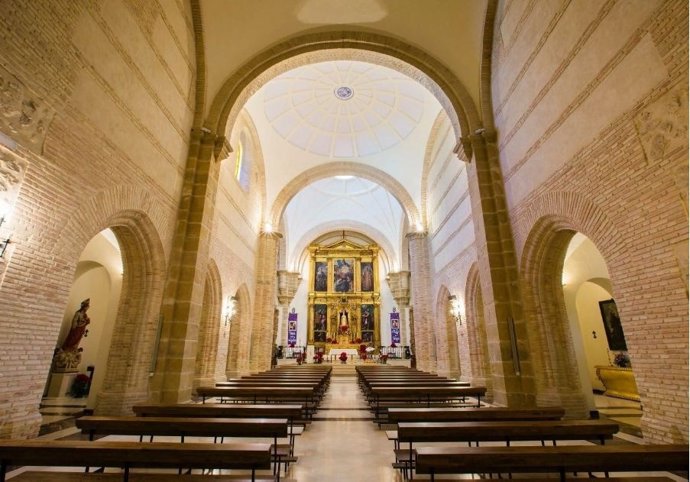 Iglesia de santa Isabel, anterior templo jesuita de Marchena (Sevilla). Construido en la época de Carlos V