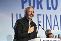 Azcón (PP) advierte a Alegría (PSOE) de que "traicionar a Aragón tiene un precio"