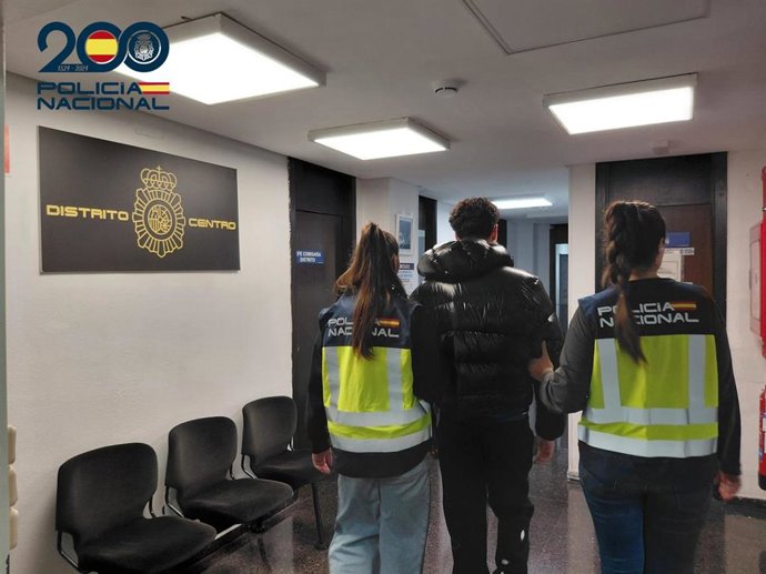 Tres detenidos por golpear y robar a otro el dinero que había ganado en un salón de juegos en Palma