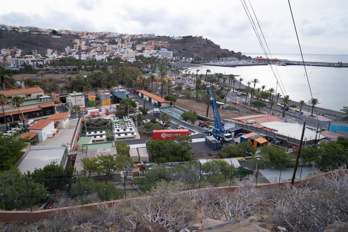 El Cabildo de La Gomera mantiene activos los sistemas de emergencias mientras se restablece el suministro eléctrico