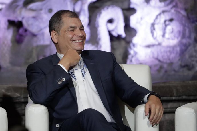 Archivo - Arquivo - 6 de novembro de 2019: EUM20191106POL02.JPG.CIDADE DO MÉXICO, Presidente-Rafael Correa.- O ex-presidente do Equador, Rafael Correa, proferiu uma palestra magistral no Museu da Cidade do México nesta quarta-feira, 6 de novembro de 2019.