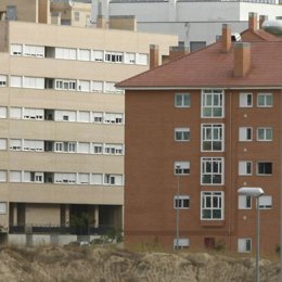 Archivo - Bloques de pisos