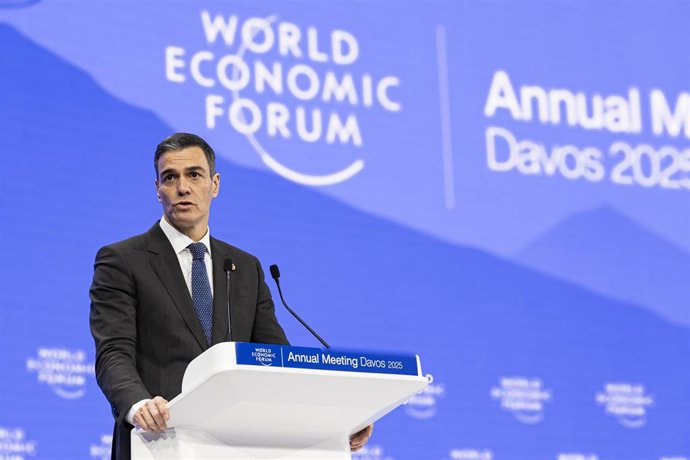 Archivo - El presidente del Gobierno, Pedro Sánchez, en el Foro Económico de Davos en el año 2025.