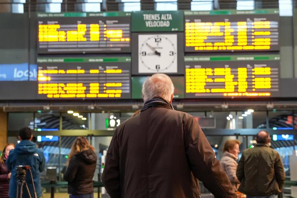 Interior de la Estacion de Santa Justa a primera hora de la mañana después del accidente acurrido en Adamuz. A 19 de enero de 2026, en Adamuz