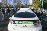 Dos detenidos, con ingreso en prisión para uno de ellos, por robar y agredir a un taxista en A Coruña