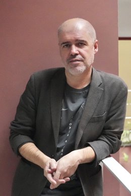Archivo - El secretario general de Comisiones Obreras (CCOO), Unai Sordo, posa tras una entrevista para Europa Press en la sede de CCOO